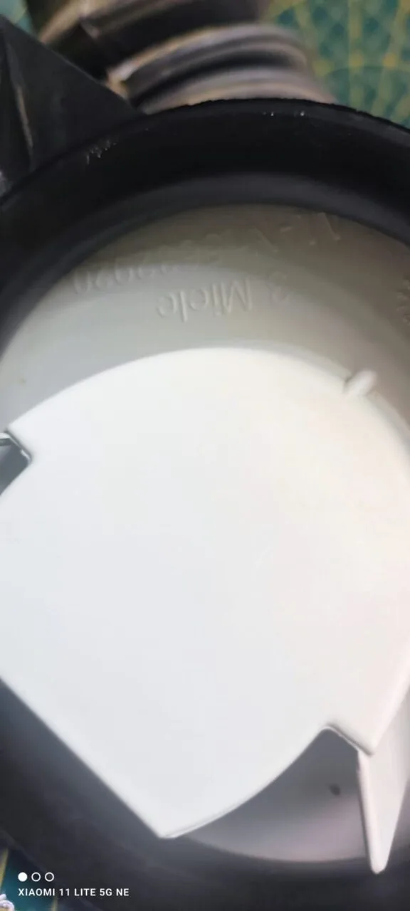 Патрубок Miele 5913420