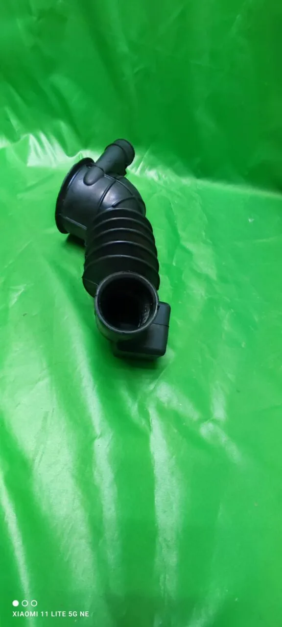 5cdc5932-0e25-40a8-964b-0e6ab6cb8b20 Патрубок Indesit 174004549