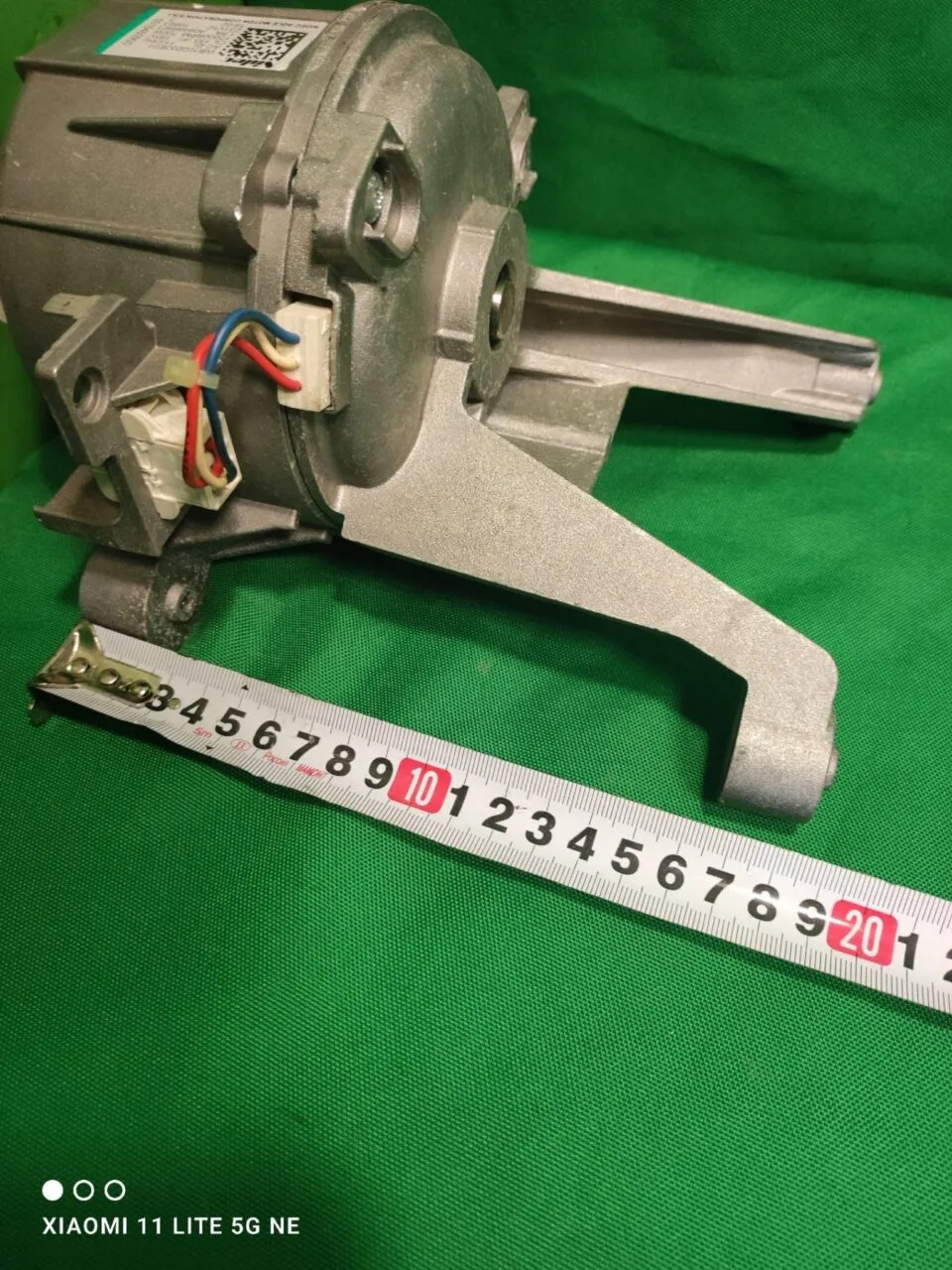 Двигатель AEG WB102d53e01 Nidec -3 контакта