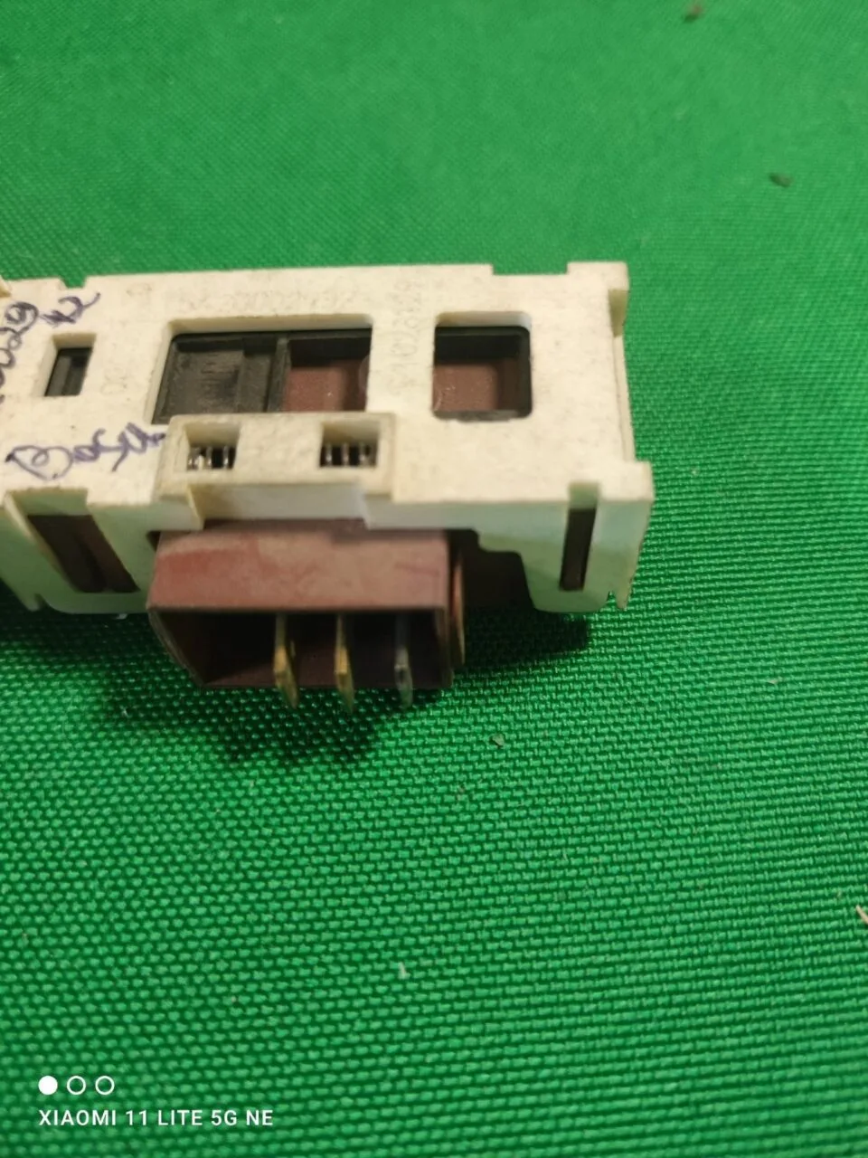 Замок люка (УБЛ) Bosch 5420002932