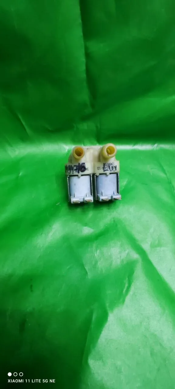 Клапан двойной Electrolux 12494716 контакты