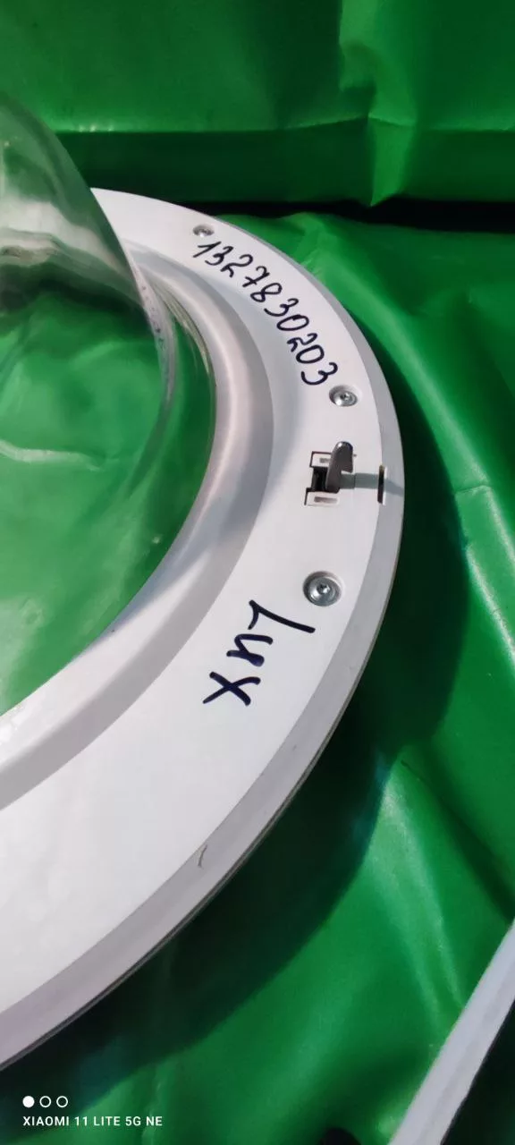 617156f4-8643-484c-bcba-ef5c244e43d1 Люк Electrolux 132783020 бел.