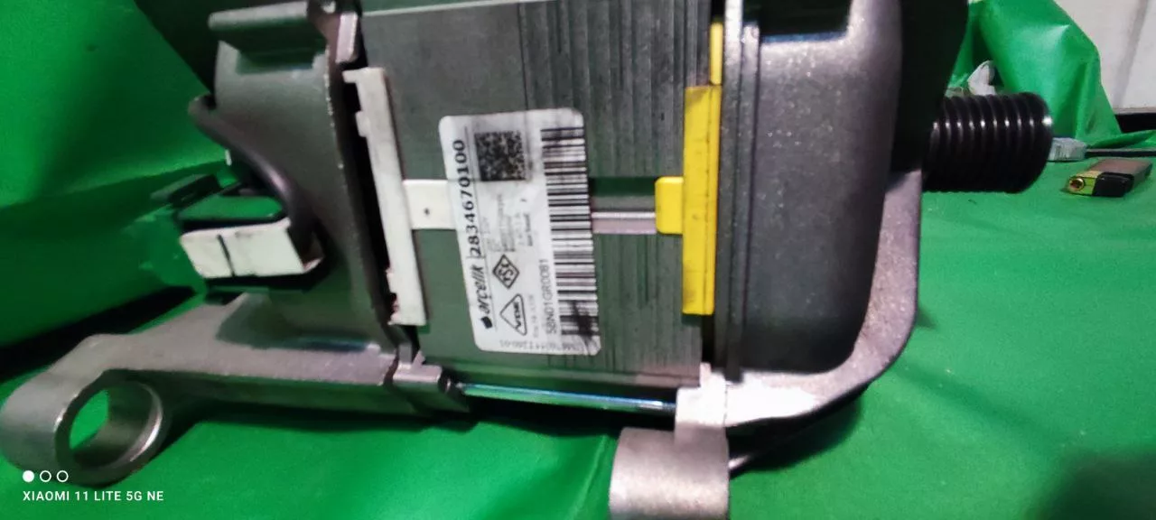 Двигатель Beko Arcelik 2834670100 -10 контактов