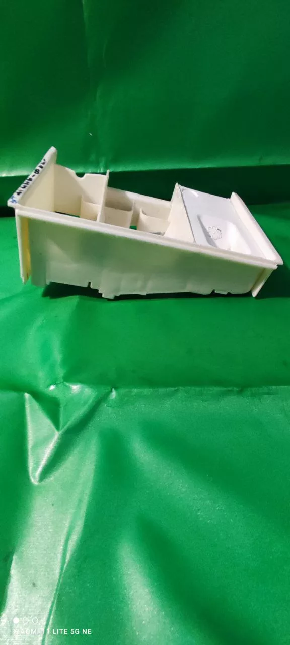 Лоток порошкоприемника Indesit 174001827(-1.-2)