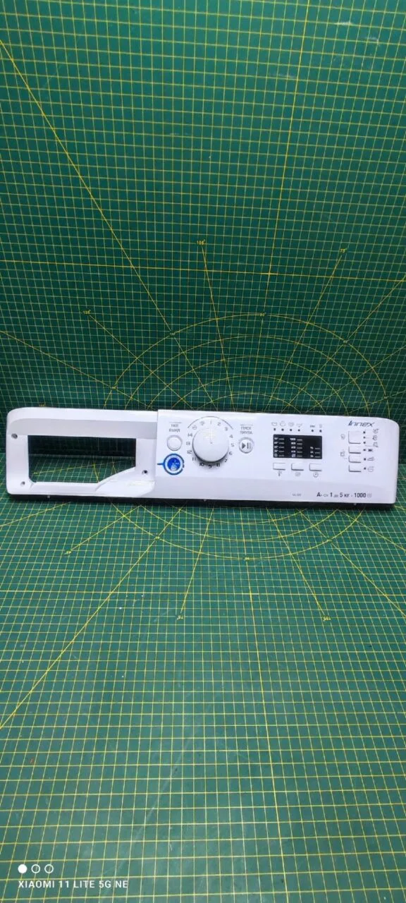 Панель управления Indesit NIL505
