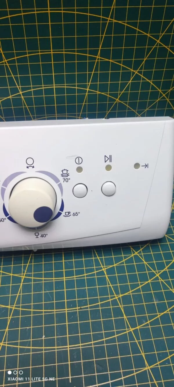 6IT9yt2H-Q Элементы управления Zanussi ZWP 582