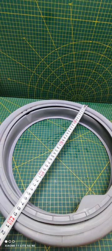 6ba001c7-88ee-4fa6-8702-41ddffc0b205 Манжета Indesit Ariston 144002979