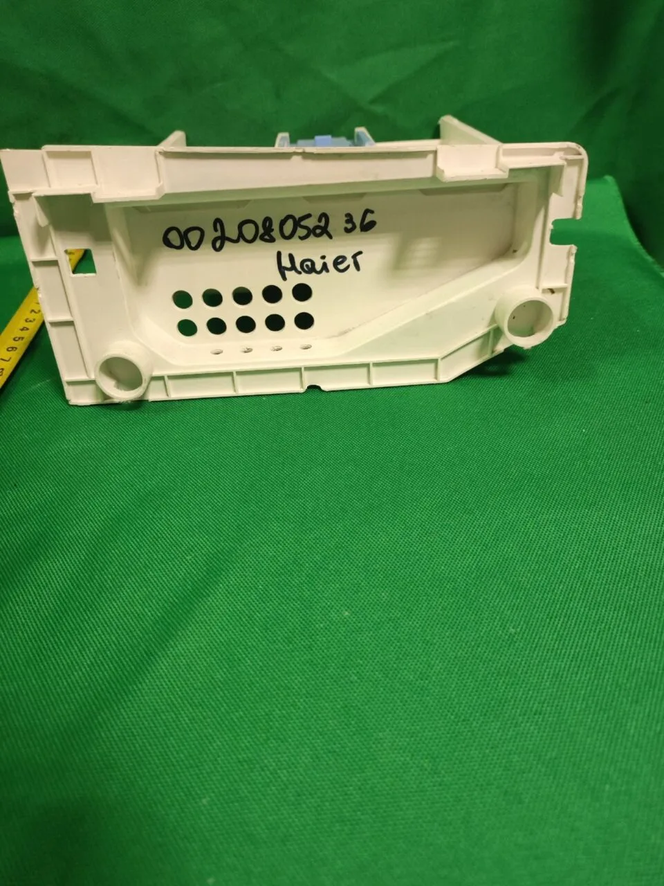 Лоток порошкоприемника Haier 0020805236