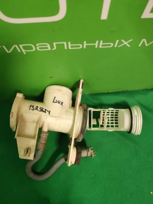 Улитка сливного насоса Electrolux 1325624 в сборе с фильтром