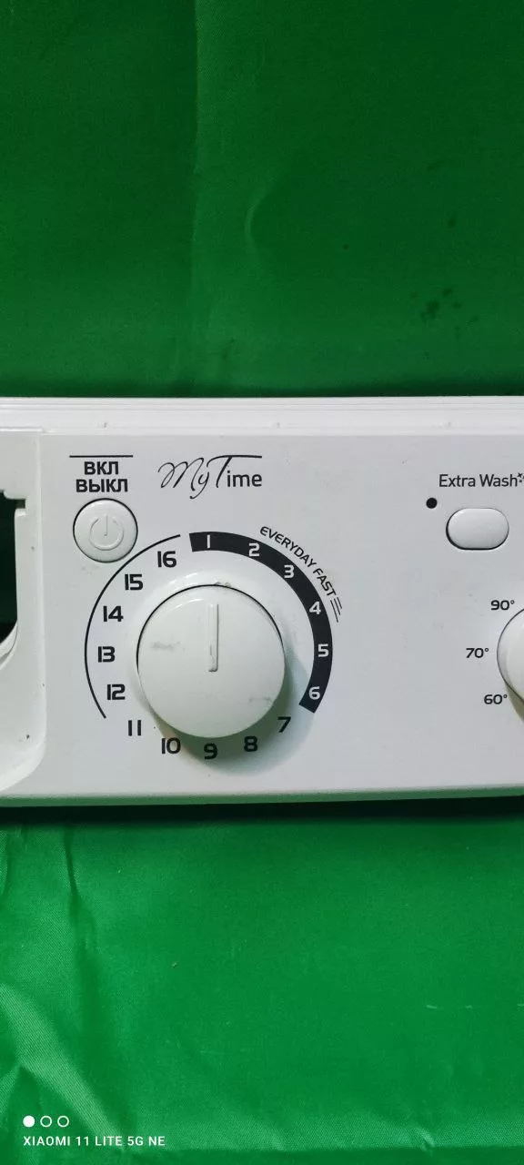 74bcee77-b845-4b3f-96c6-3453d93d4c27 Панель управления Indesit EWSC 61051