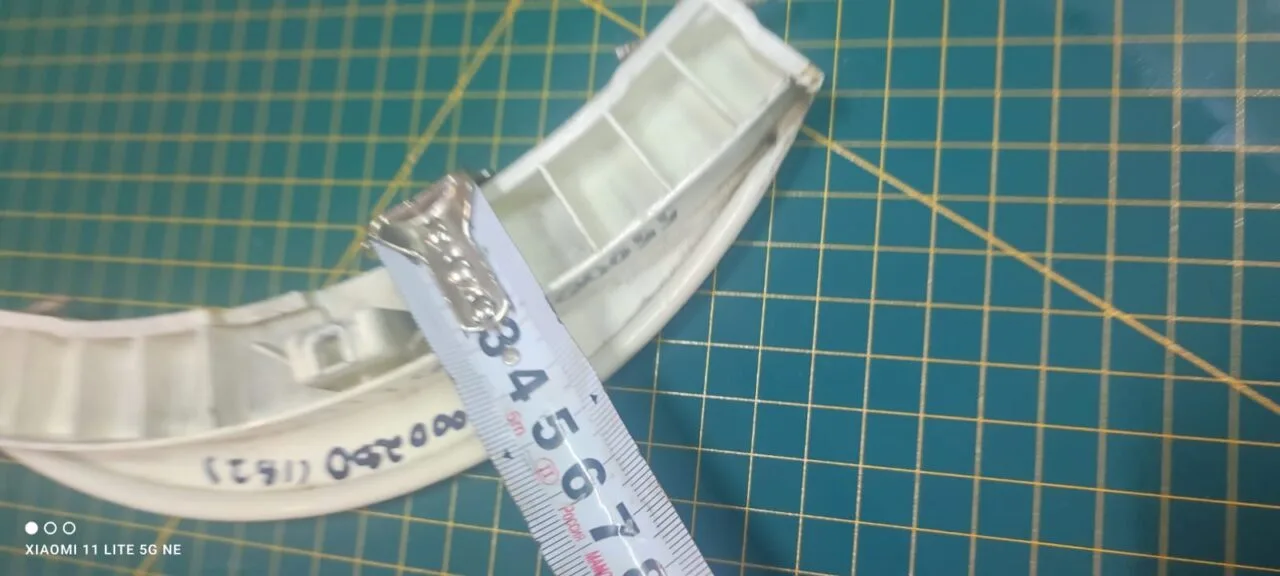 Ручка люка Bosch 5500000188 желтая