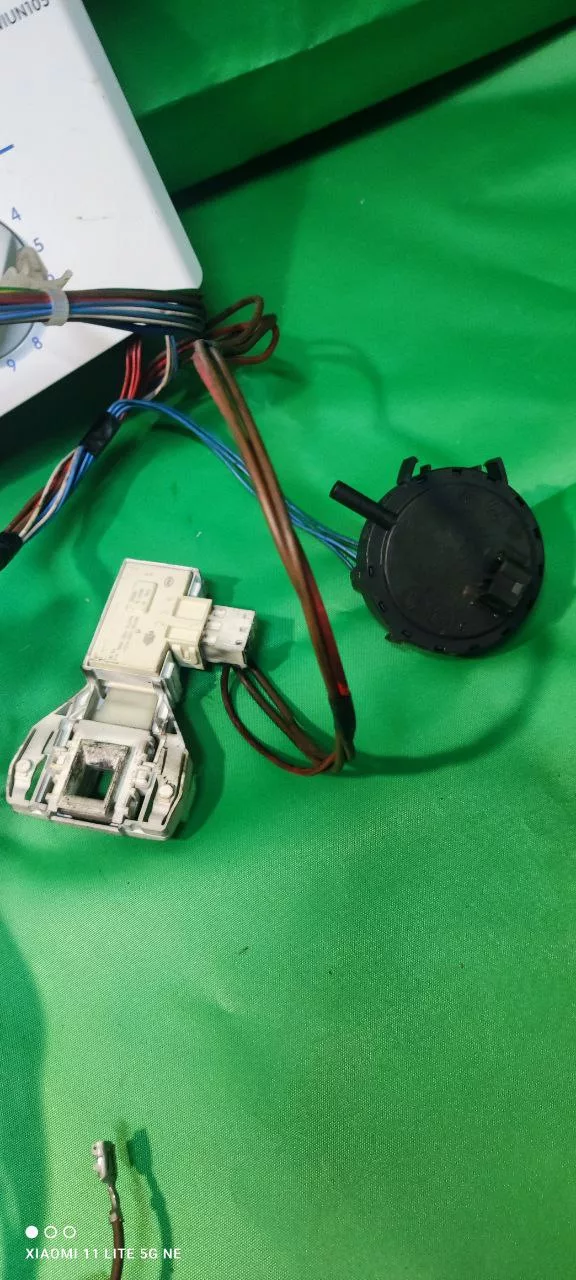 791b987b-cde7-4e69-87a5-63f2ed064983 Модуль Indesit WIUN 105