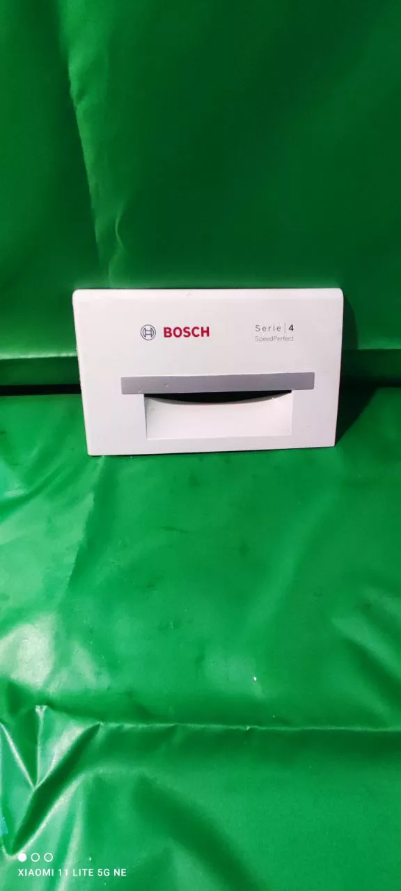 Панель порошкоприемника Bosch 9000611397-4