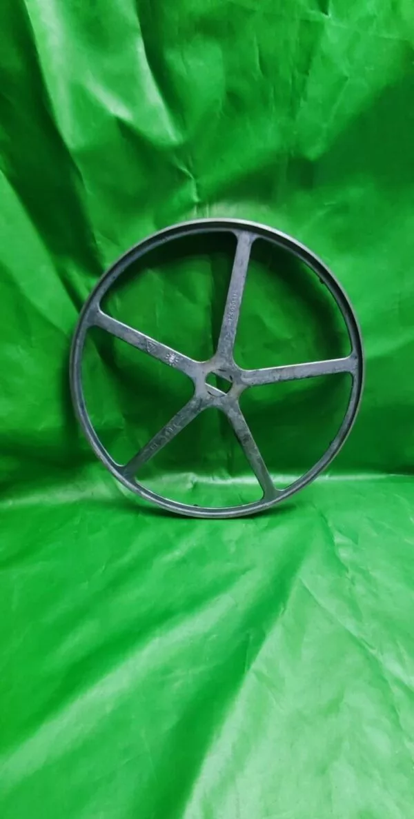 Шкив Indesit 174000416