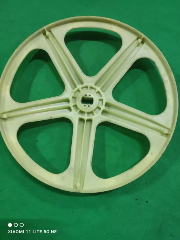 Шкив Indesit 174002574-06(-03)