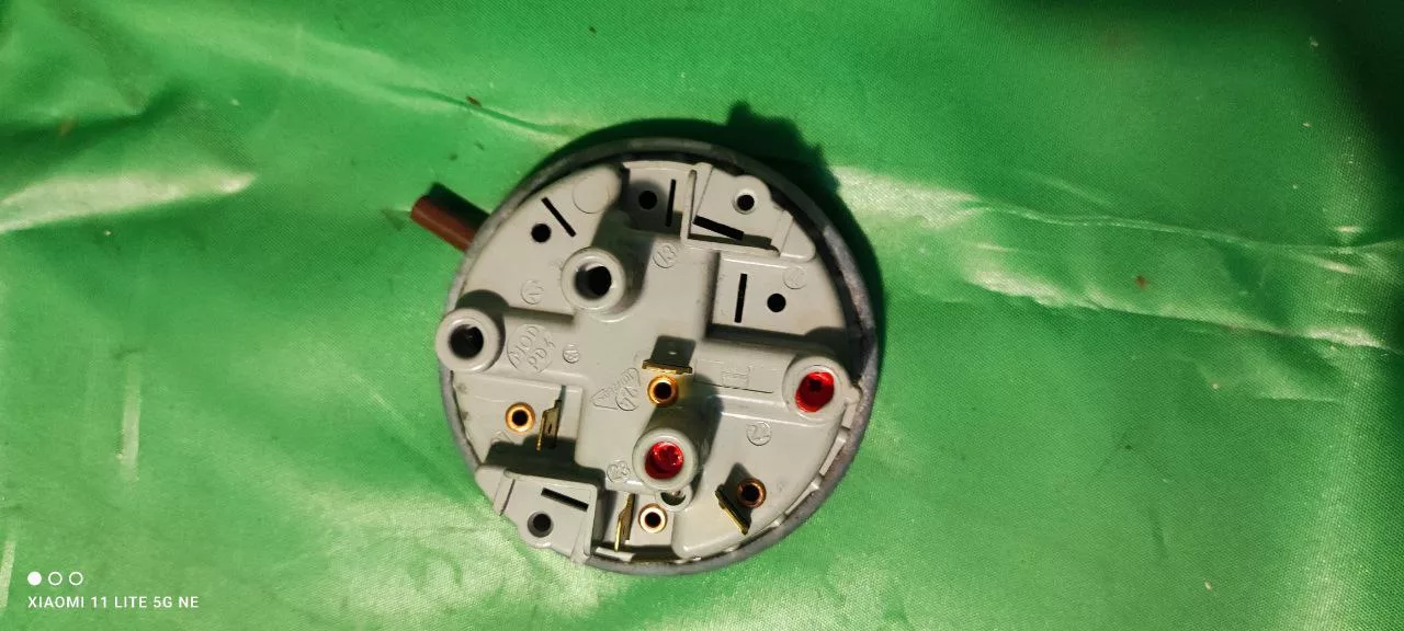 Прессостат Beko 2801560100-2