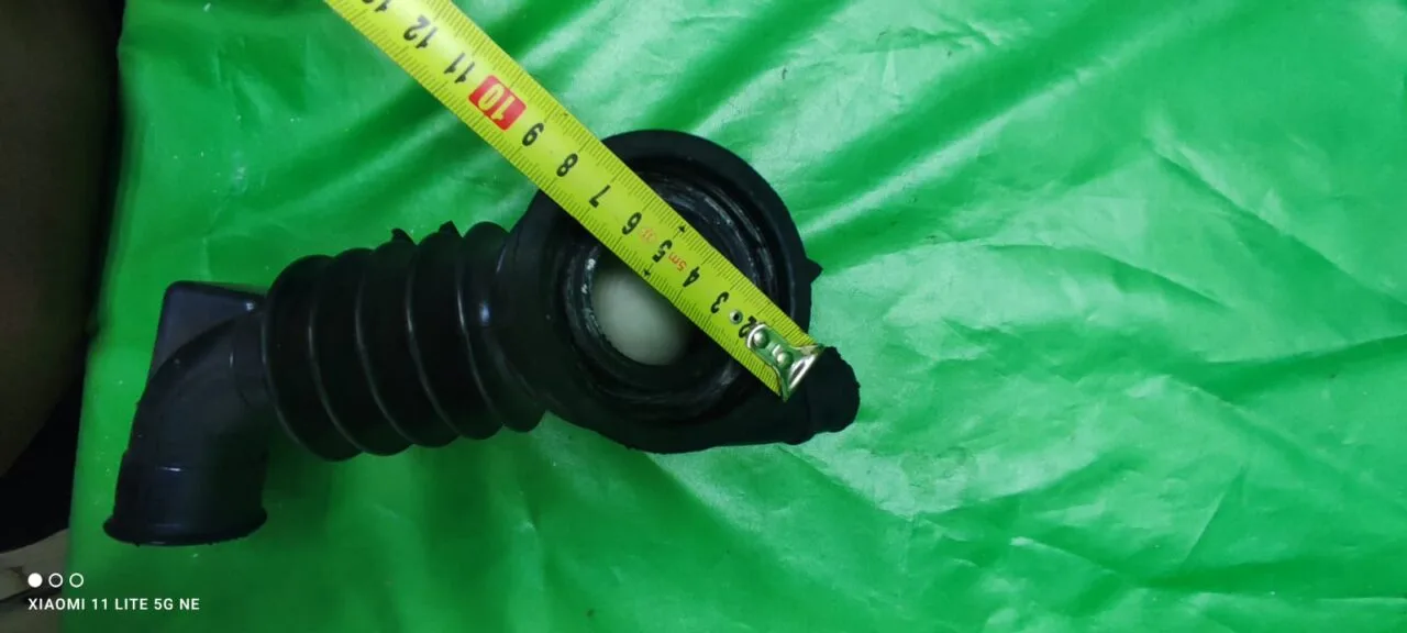 801a481c-3417-400a-9783-a5ed1a7a84f7 Патрубок Indesit 174004549