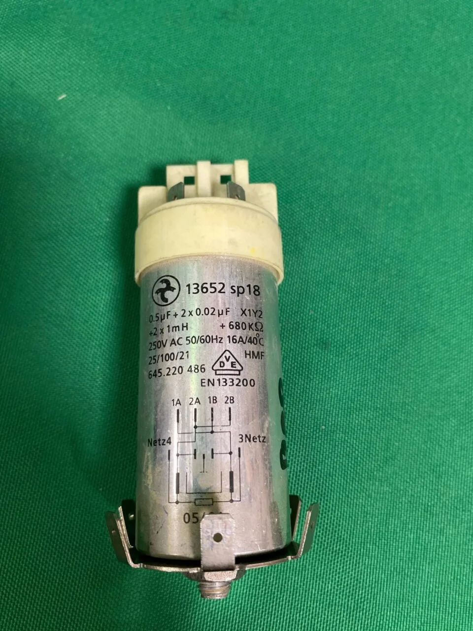 Сетевой фильтр AEG 13652sp18