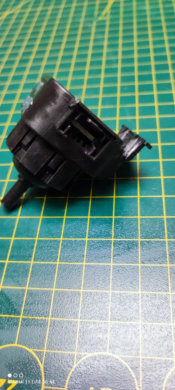 Прессостат Bosch  37640618