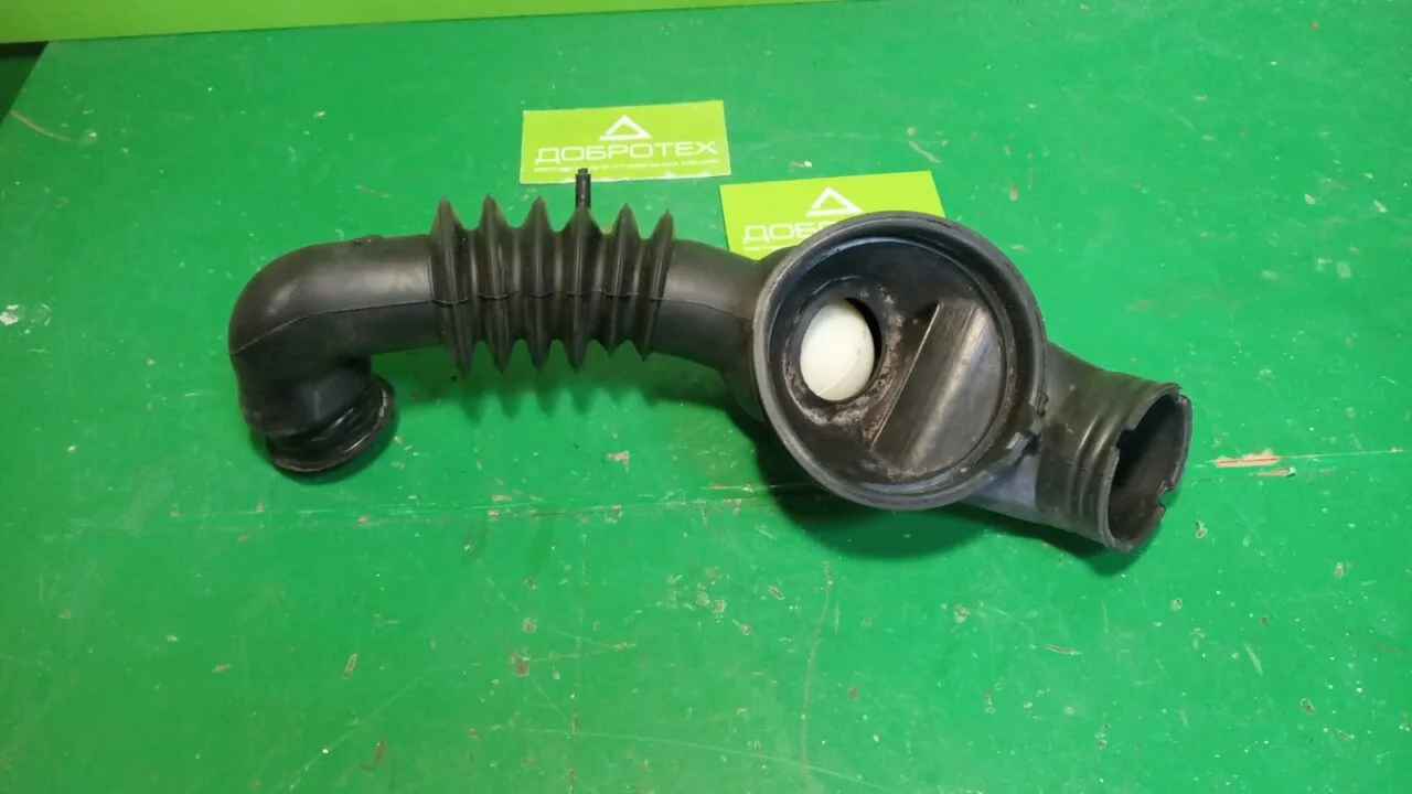 8bebacc2-0d02-4694-a09e-cd24862a7e26 Патрубок слива Electrolux 1108625