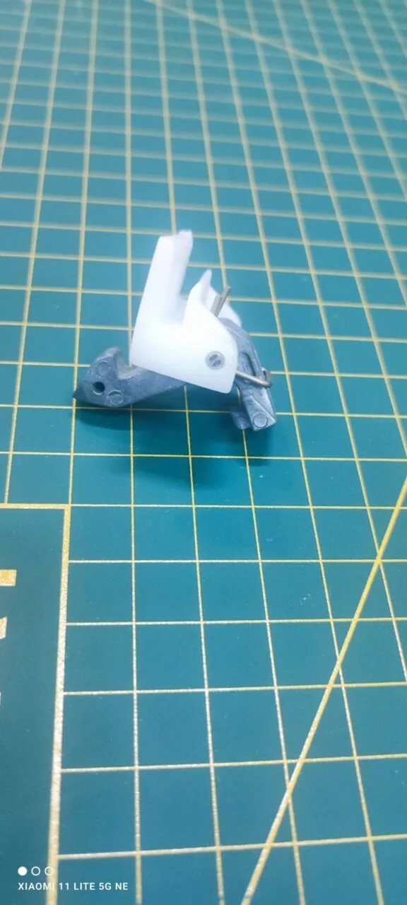 Крючок ручки люка Bosch 634207