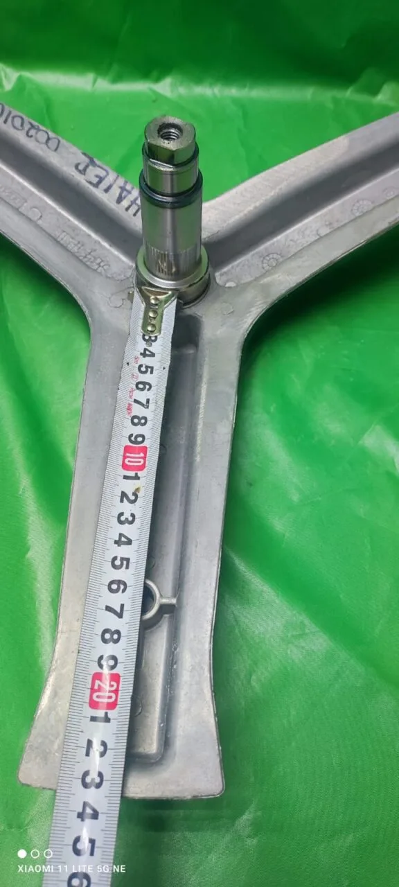 Крестовина Haier 0020101895A 9.5см. вал