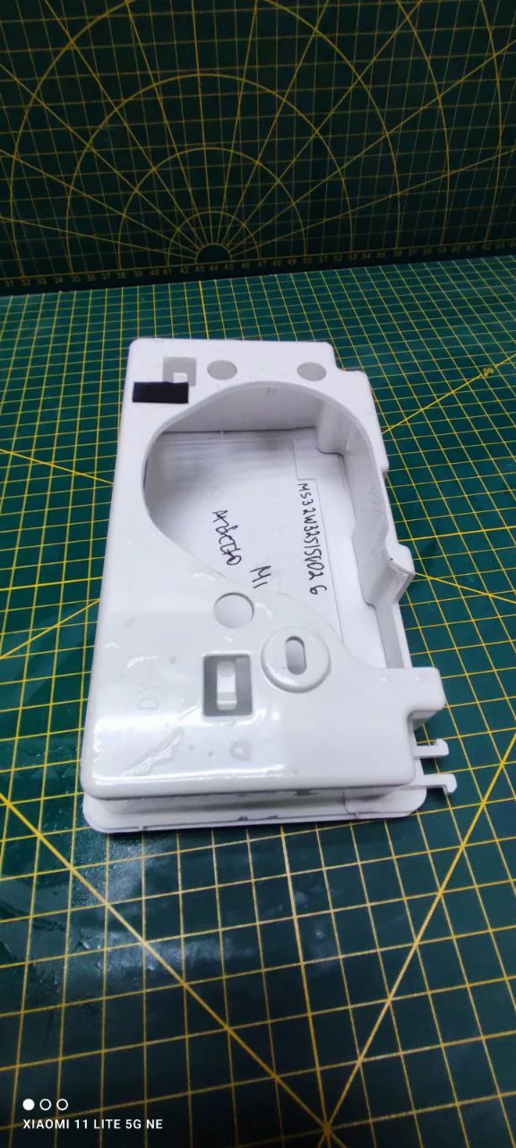 Панель сливного фильтра Midea Weissgauff ms32w325150026