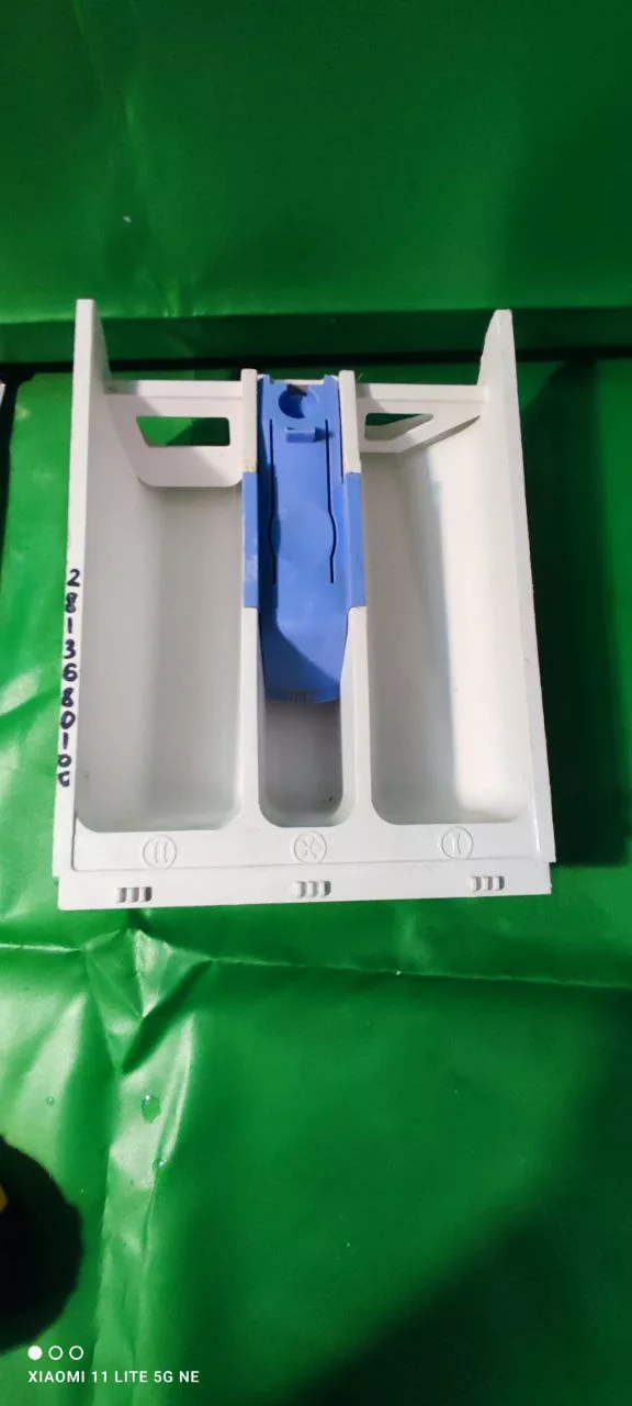 Лоток порошкоприемника Beko 2813680100