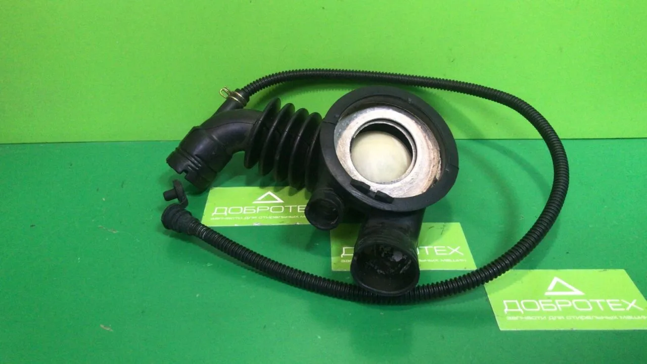 Сливной патрубок BOSCH SIEMENS NEFF 5500002972