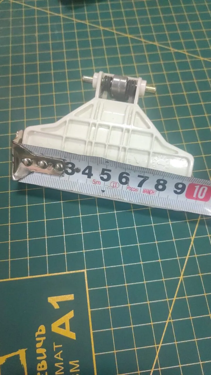 Ручка люка Zanussi, Electrolux, AEG 126059700
