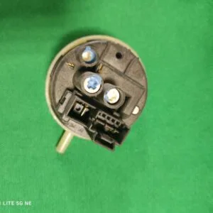 Прессостат Ariston 16002678900