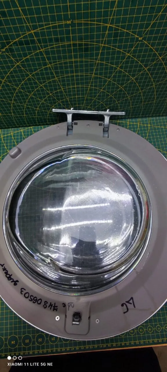 Люк LG ADC 74806503 с деф