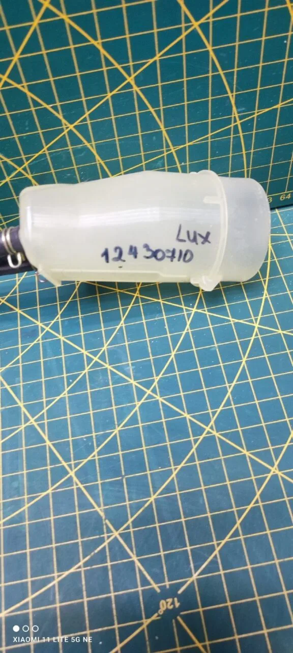 AQv4-Ime_Ns Патрубок прессостата Electrolux 12430710 двойной