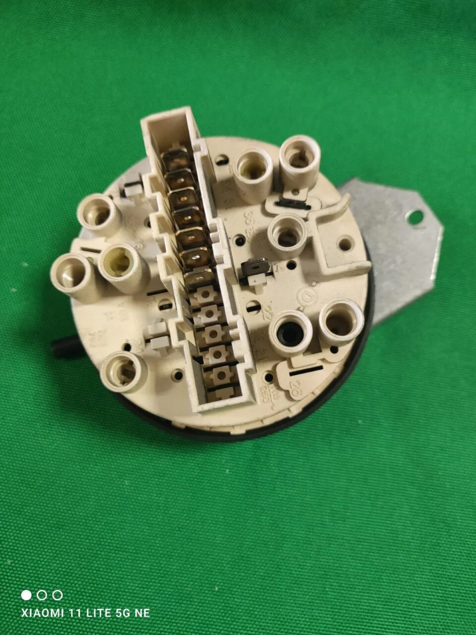 Прессостат Bosch 5072aa2