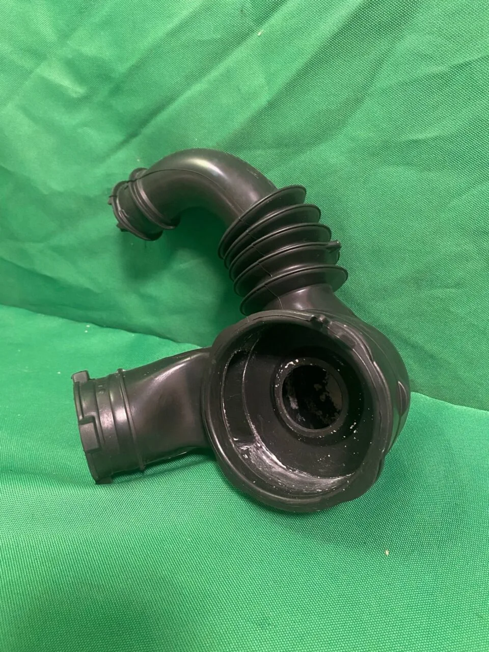 Патрубок Electrolux 132765000