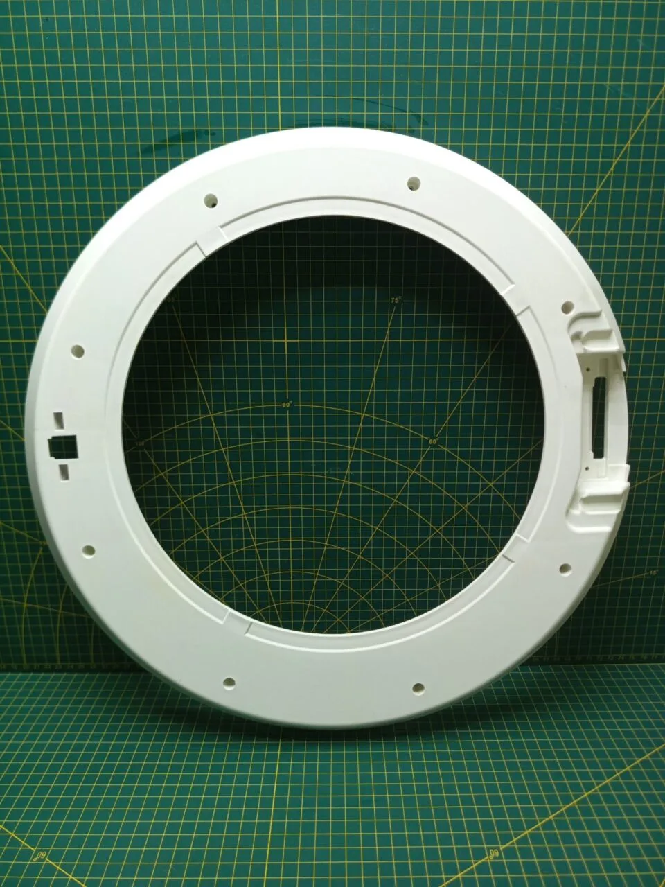 Обрамление внутреннее Ariston Indesit 250006840 бел