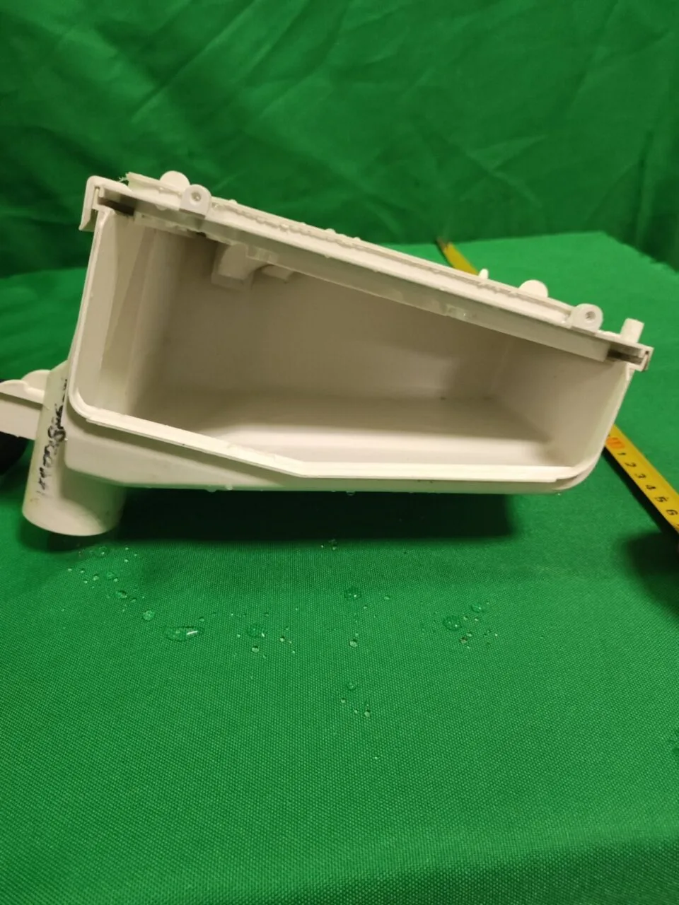Бункер порошкоприемника Indesit 174001826-4 (45см)