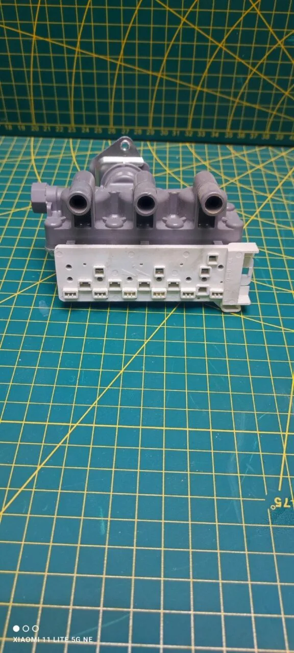 Клапан двойной Haier 0024000404D