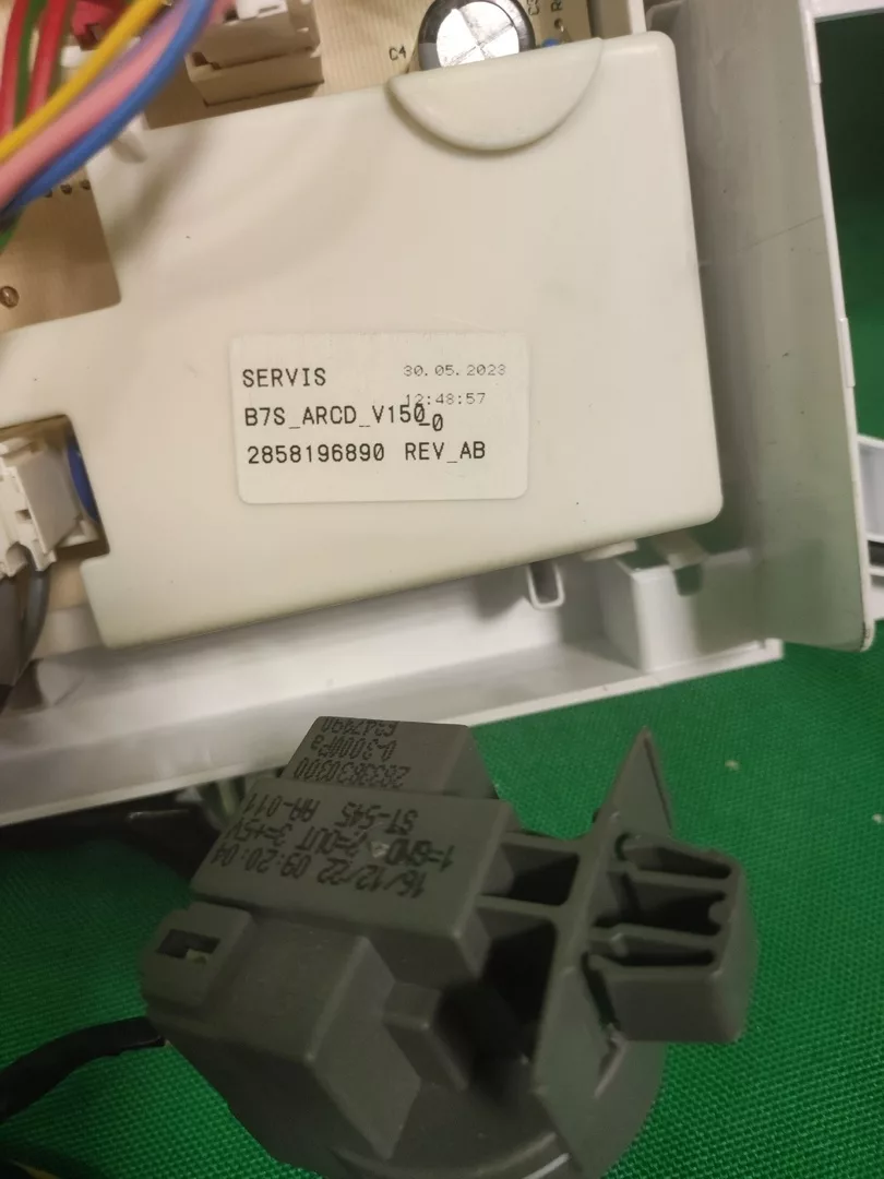 Модуль управления Beko WSRE6H612ZAW