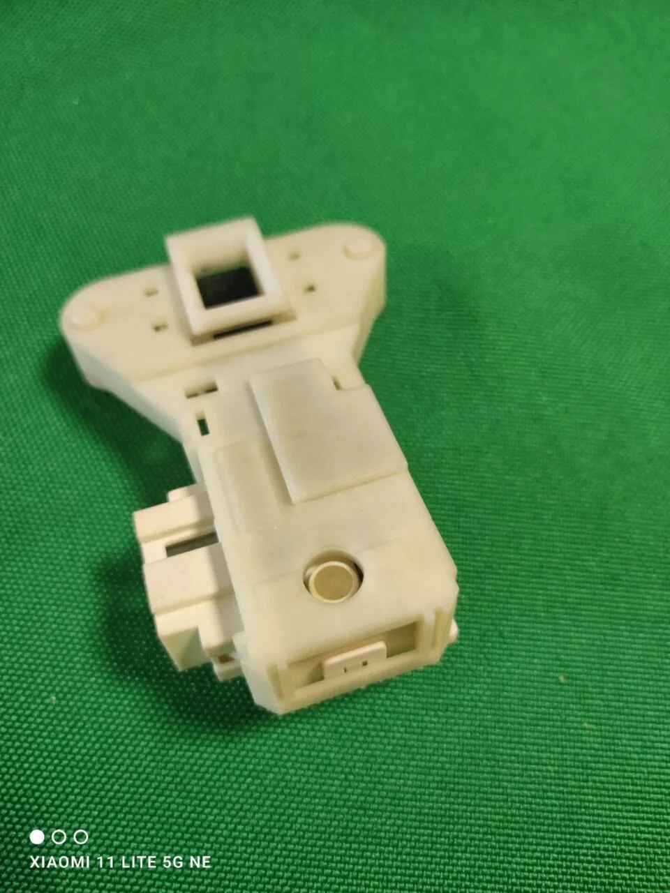 Замок люка (УБЛ) Ariston 160030399.00