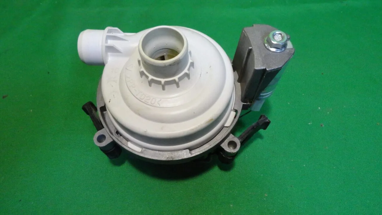 РЕЦИРКУЛЯЦИОННЫЙ НАСОС BOSCH/SIEMENS 5600053016