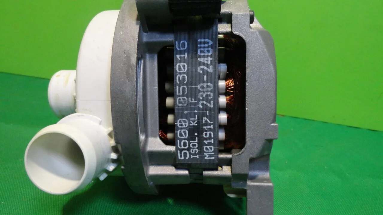 РЕЦИРКУЛЯЦИОННЫЙ НАСОС BOSCH/SIEMENS 5600053016