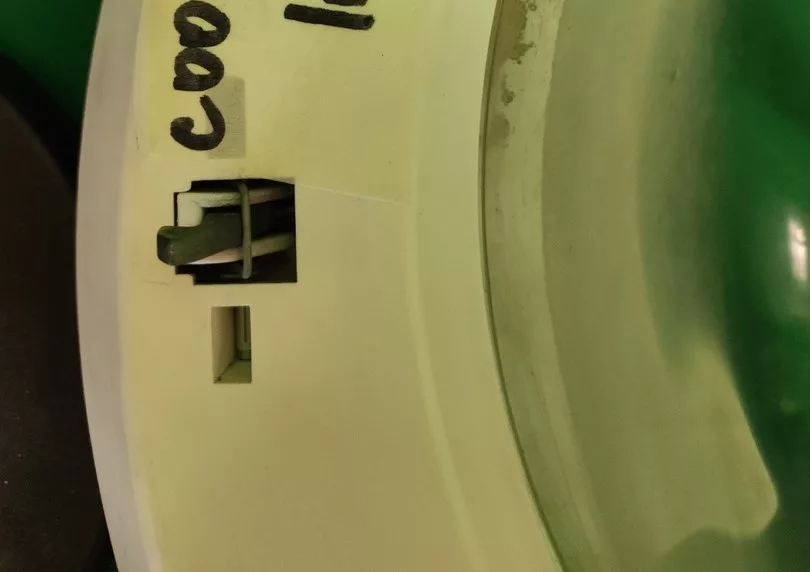 Люк в сборе Indesit C00480533 белый 46см среднее 8,5см