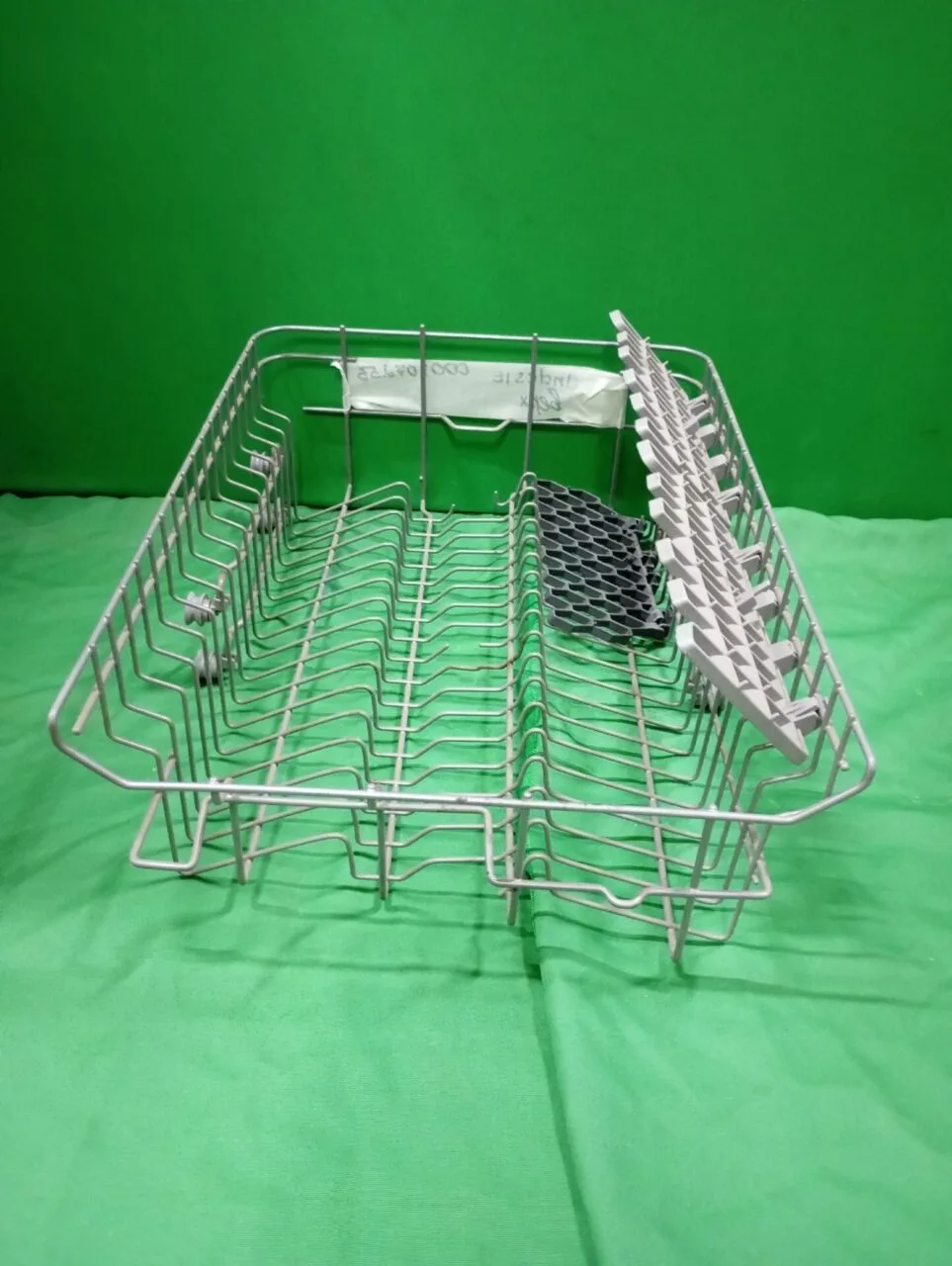 Верхняя корзина Indesit Ariston C00307256 для пмм 45см