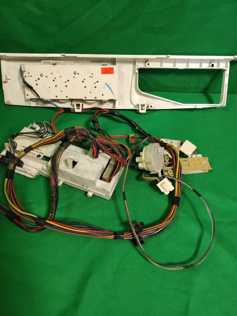 EXn4WQMtYLM МОДУЛЬ INDESIT WISL 105