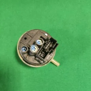 Прессостат Ariston 16002233400