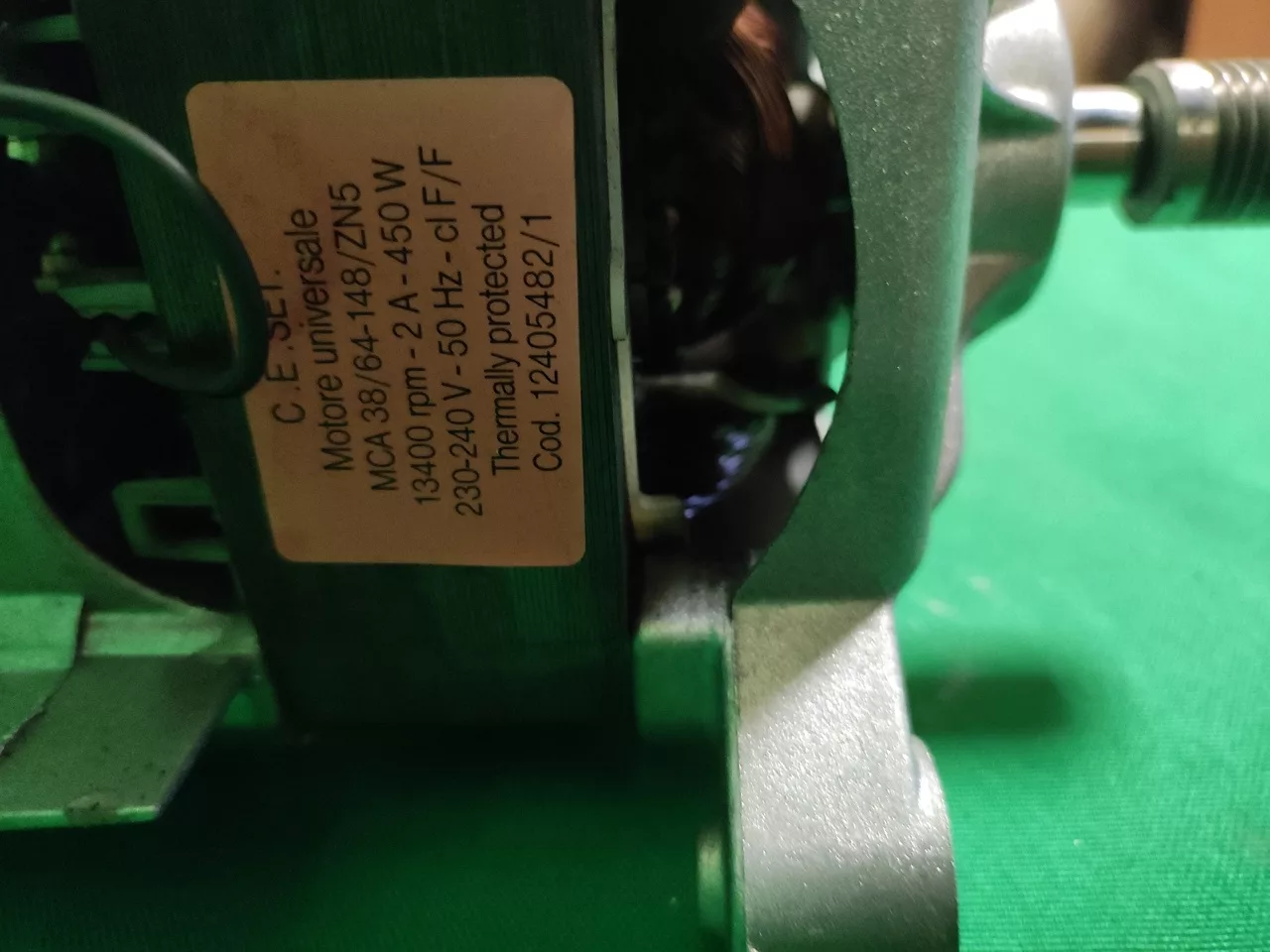 Двигатель Electrolux Ceset 12405482/1 -6 контактов