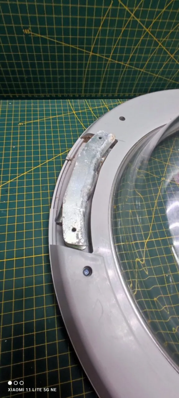 Люк Indesit C00480533 сред 48см сер 8 см