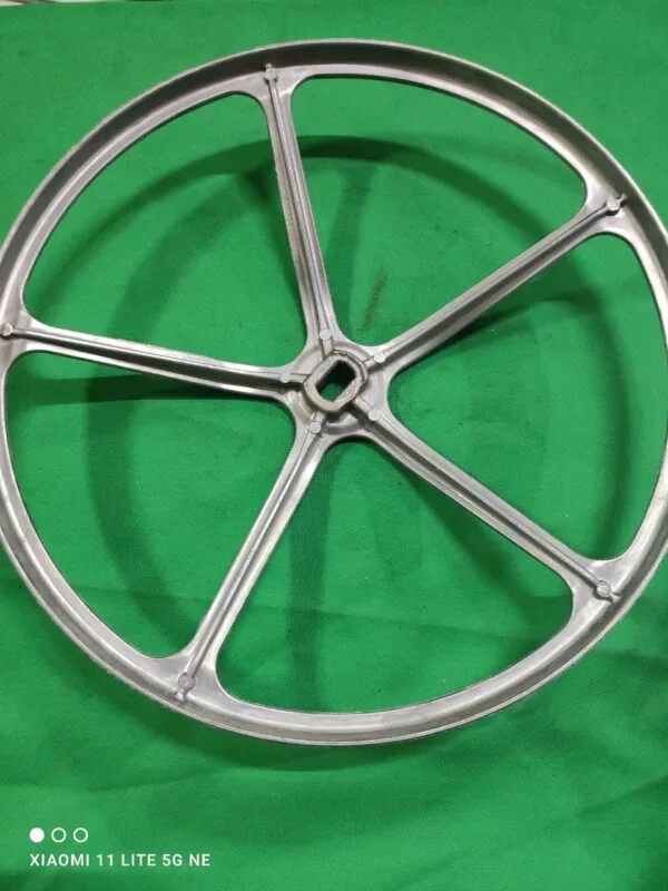 Шкив Electrolux 12402150