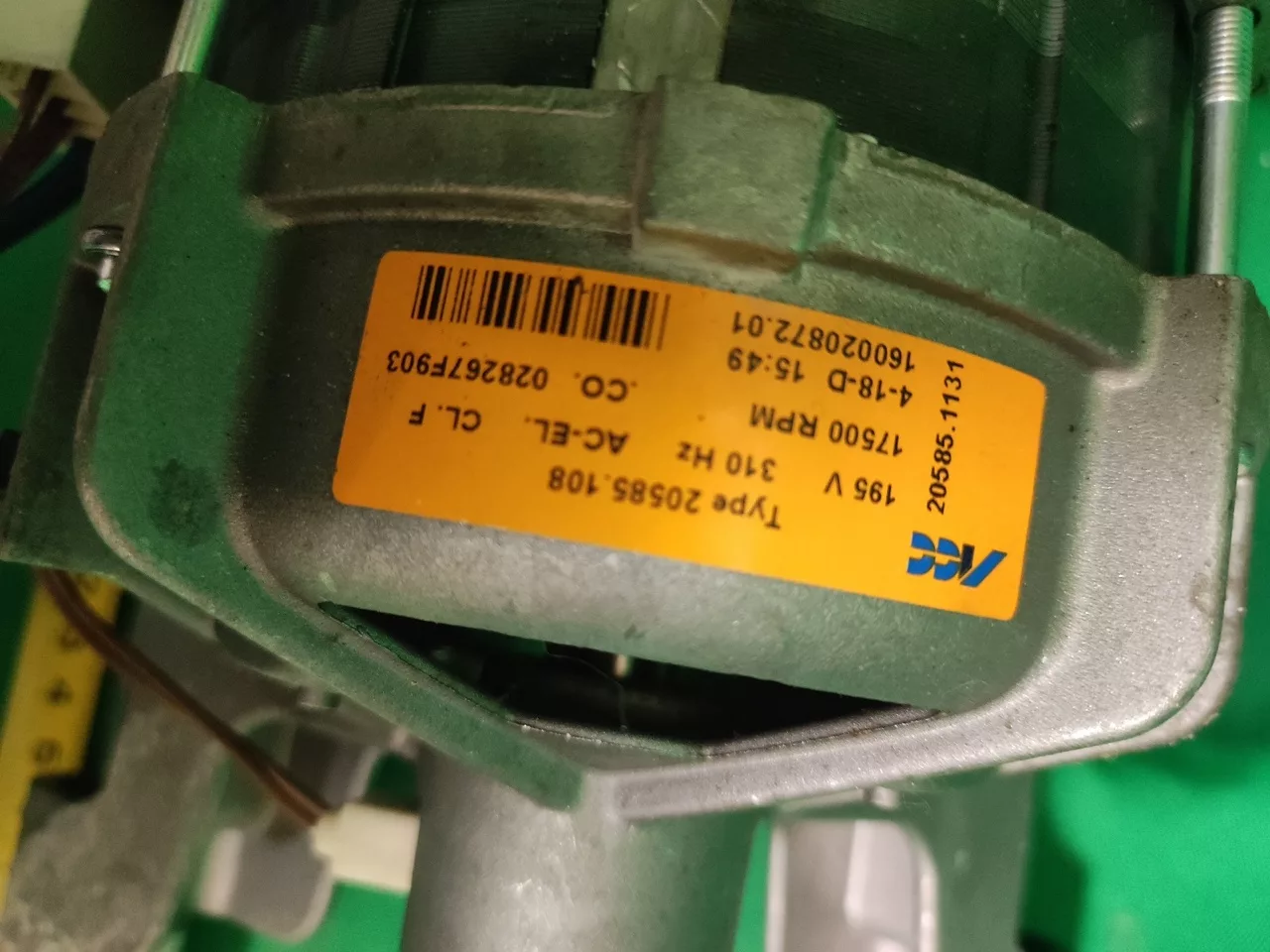 Двигатель Indesit 160020872.01 ACC.Инвертор -7контактов